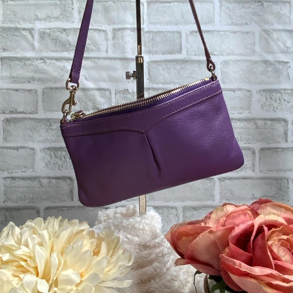 Dooney & Bourke Purple Wristlet with Red Interior - Picture 2 of 3